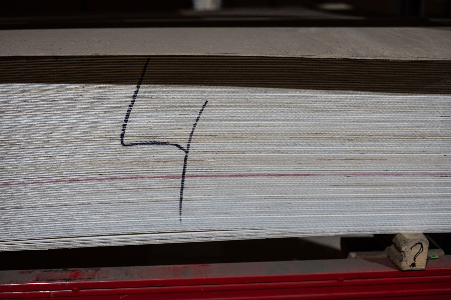 Фанера ФСФ 4мм 2440х1220 мм сорт 2/3 шлифованная Ш2 березовая влагостойкая