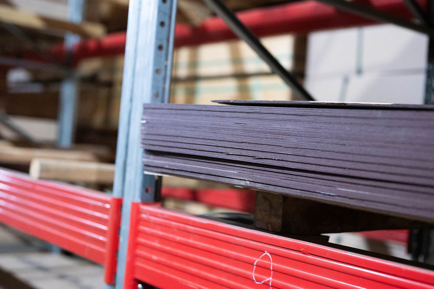 Фанера ФОФ сетчатая 9 мм 2500х1250 мм сорт 1/1 березовая