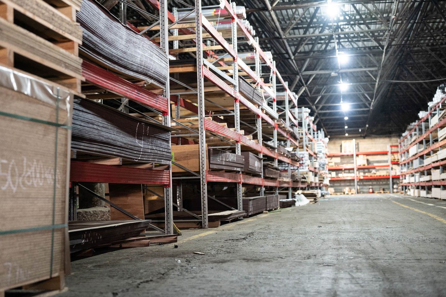 Фанера ФОФ сетчатая 30мм 2440х1220 мм сорт 3/3 березовая