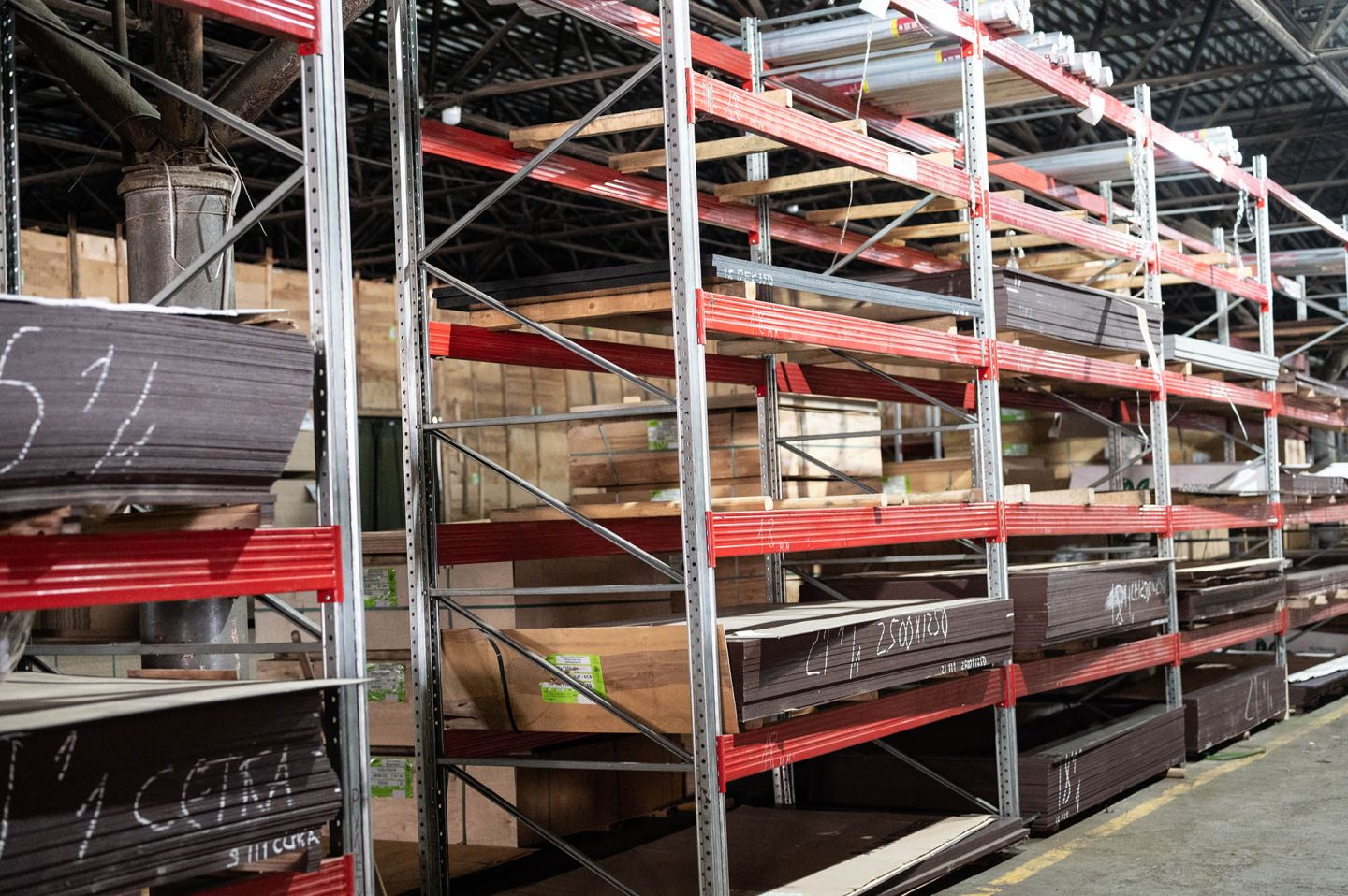 Фанера ФОФ сетчатая 9 мм 2500х1250 мм сорт 1/1 березовая