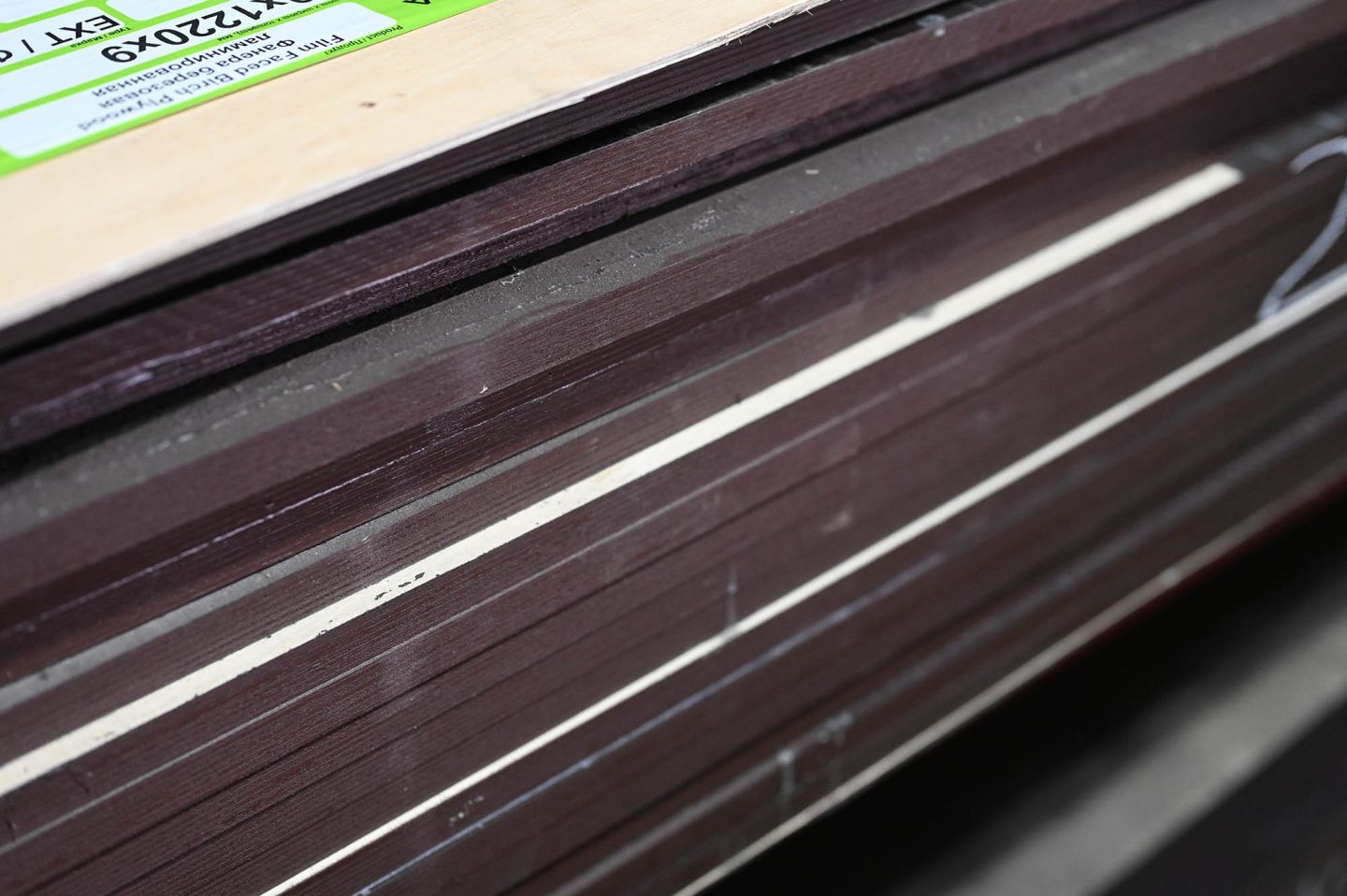 Фанера ФОФ ламинированная 24мм 2500х1500 мм сорт 1/1 березовая