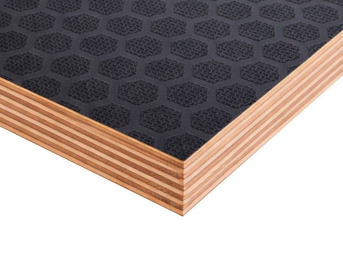 Фанера ФОФ ламинированная 19мм 2440х1220 мм сорт 1/1 березовая 120/120 HEXA